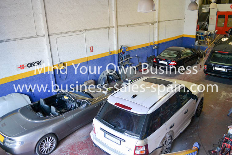 Insurance Approved Car Body Shop and Sprayers In Central Marbella