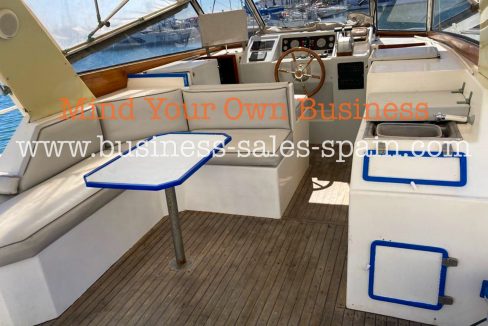 boat seeting area