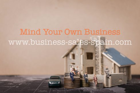large-vecteezy_miniature-people-sitting-at-home-with-coins-investment-and_2095540_large
